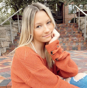 Meet your Posher, Kayla